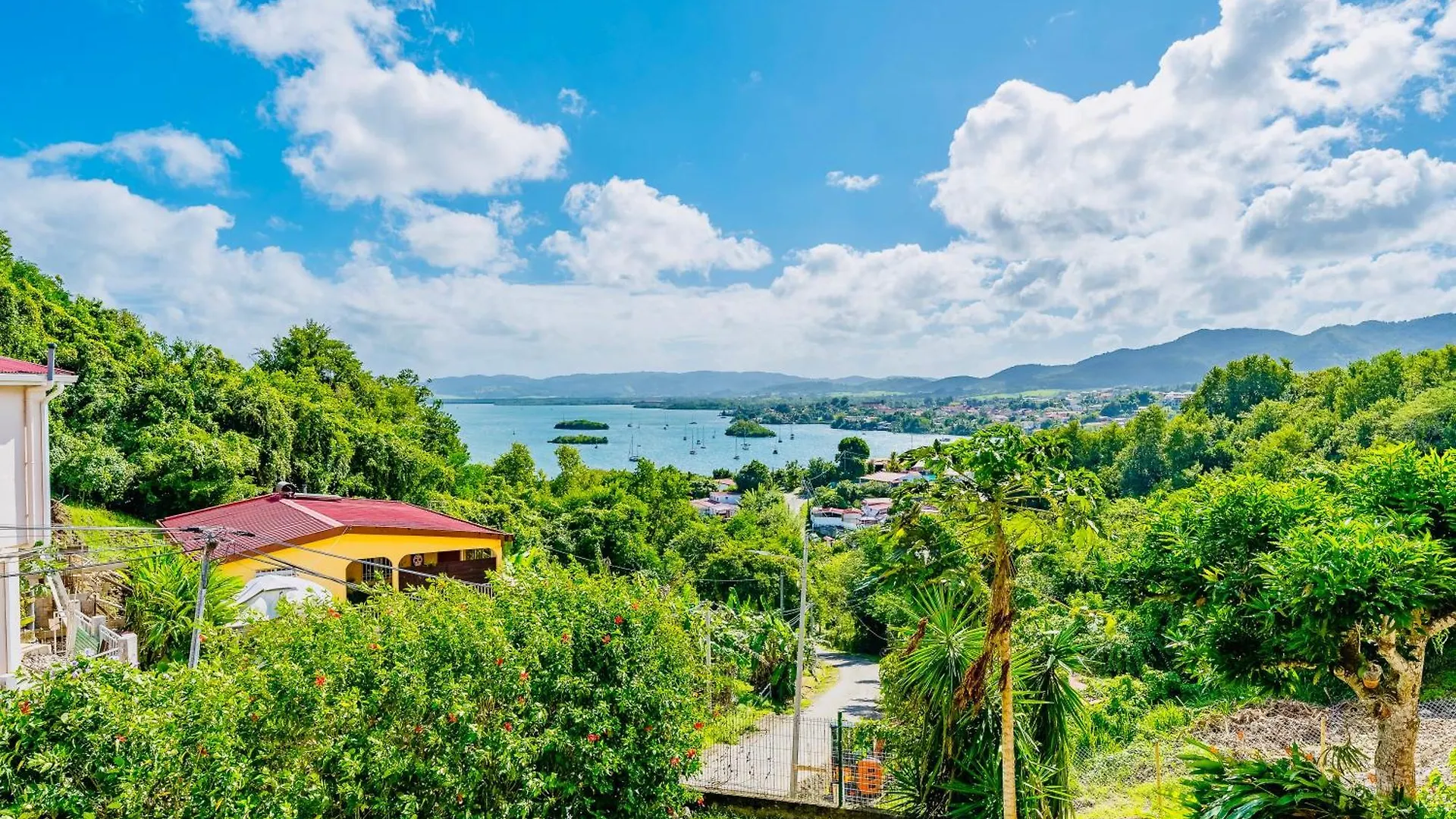 Maison Yole Bleue - Vue Sur Les Trois Ilets 0*, Les Trois-Ilets