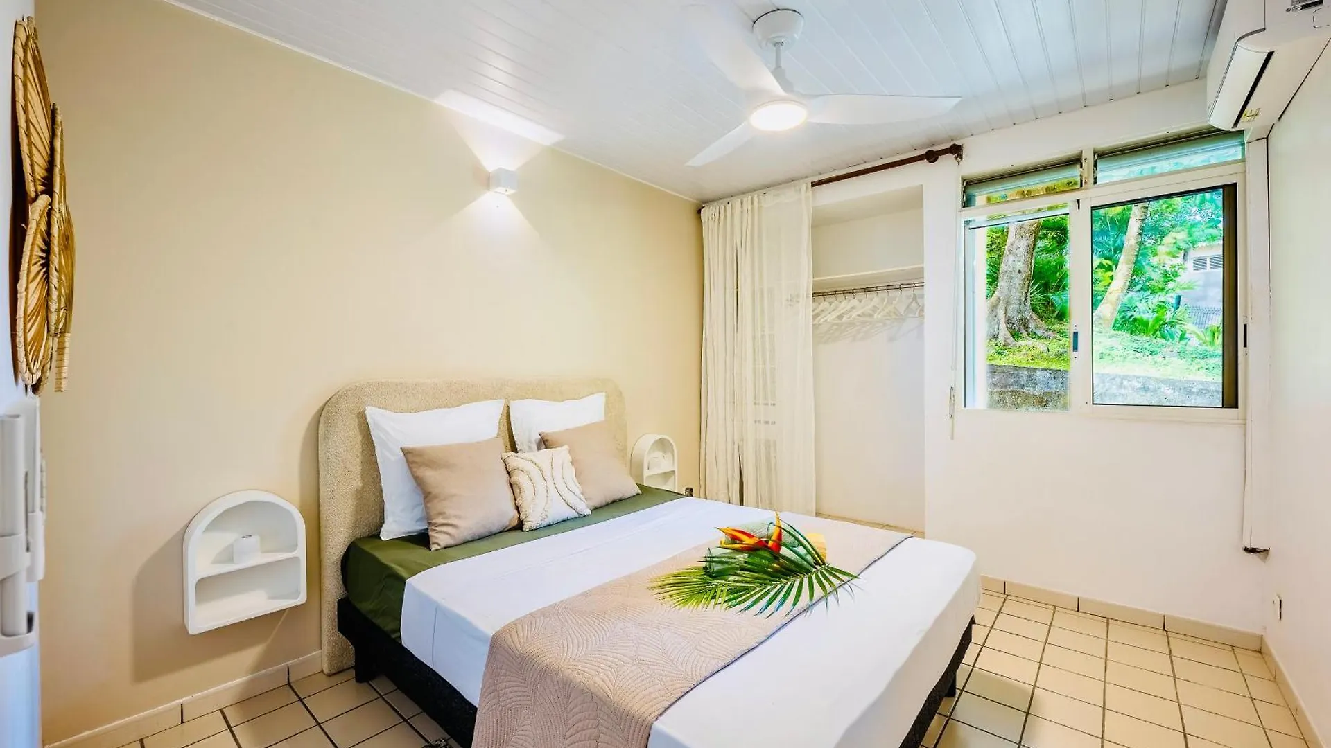 Maison Yole Bleue - Vue Sur Les Trois Ilets Holiday home